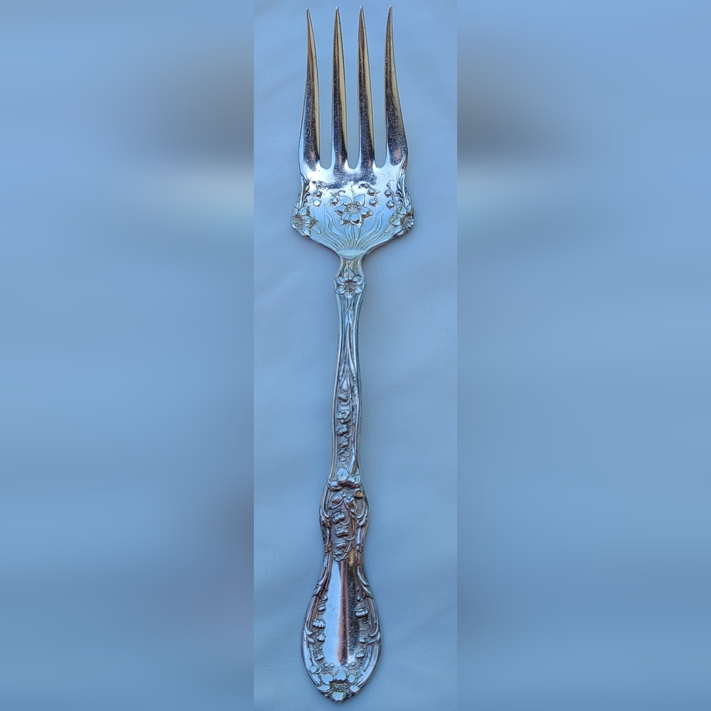 1909 'Florette' Silverplate Serving Fork